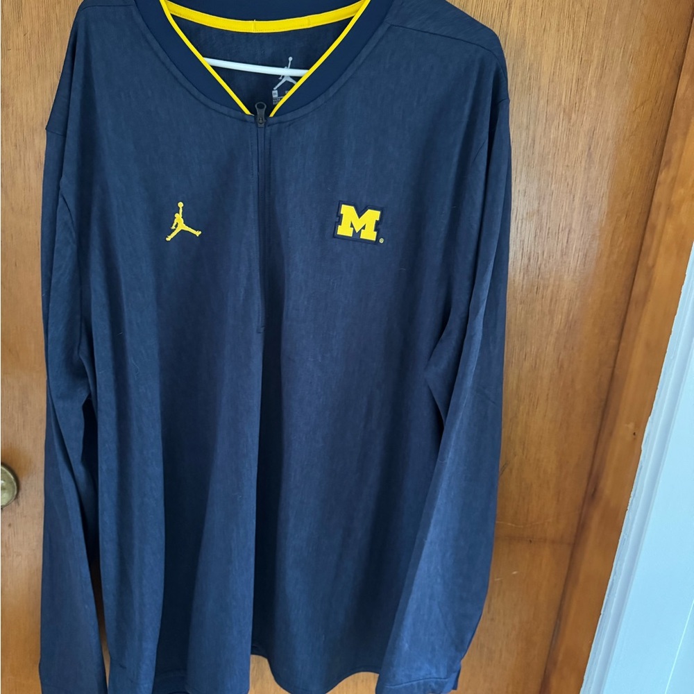 Michigan Wolverines Jordan Men's Sideline Apparel Dark Blue